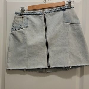 Re/Done Levi's Raw Hem Zip Mini